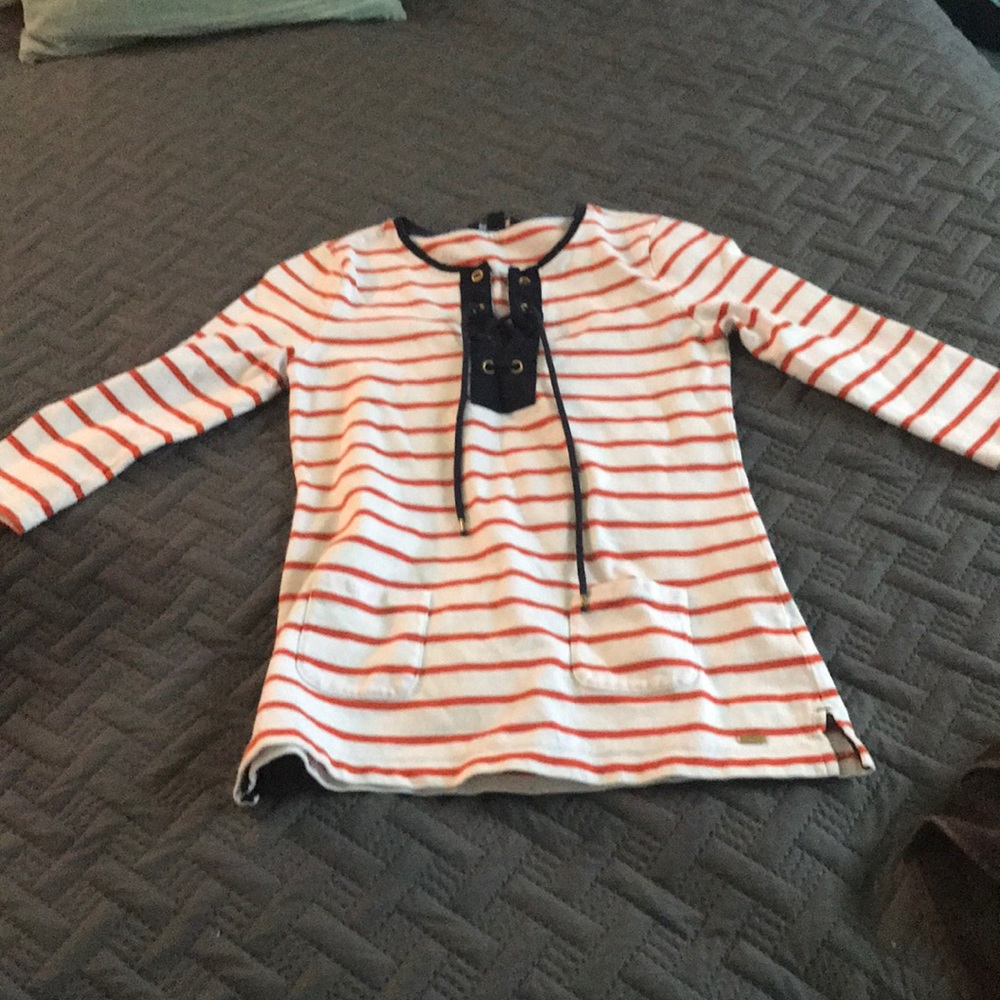 Mid sleeve shirt